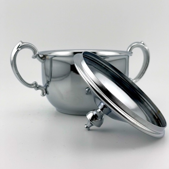 Vintage, Creamer and Two-handled Sugar Bowl with Lid, A Danny Wilson Original - Picture 2 of 12